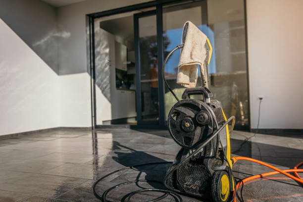 Best Animal Enclosure Cleaning  in Sudden Valley, WA